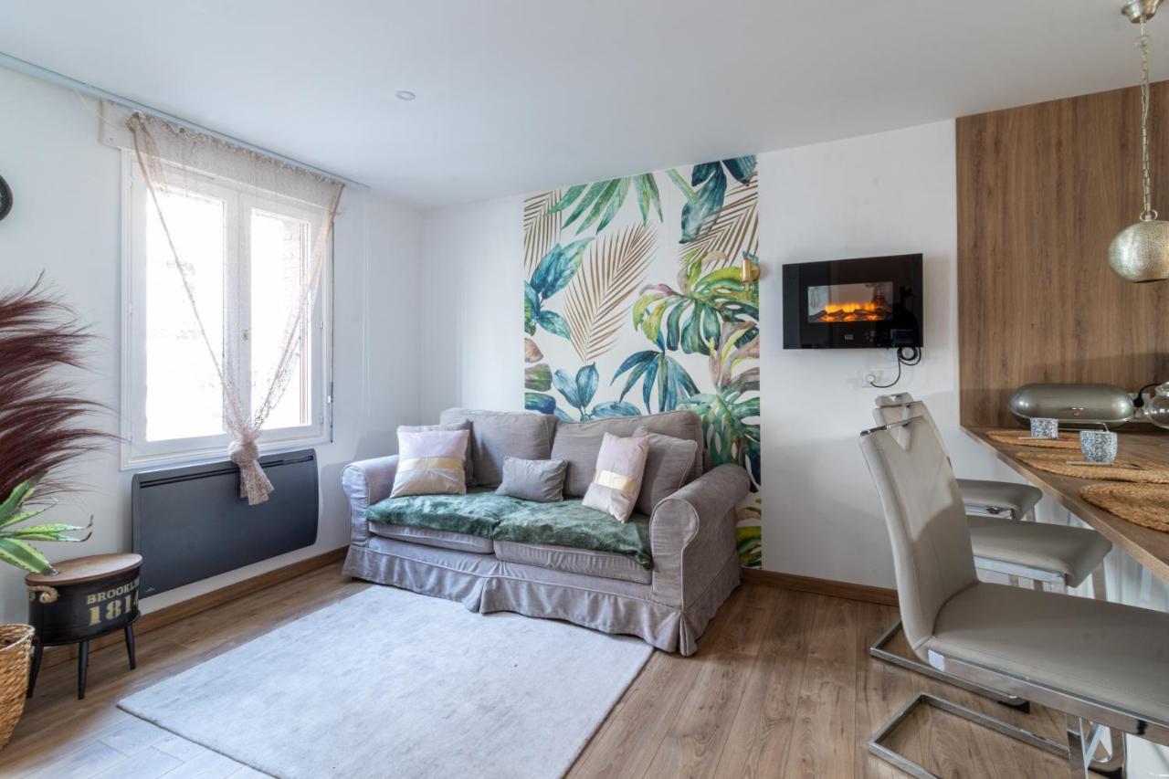 De Fil En Aiguille - Duplex Pour 4 A Calais Apartment Luaran gambar